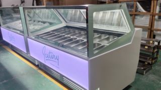 Italian Large Gelato Ice Cream Display Freezer Single Temperature Air Cooled